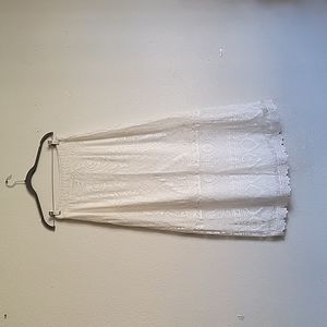 Elegant White Lace Maxi Skirt